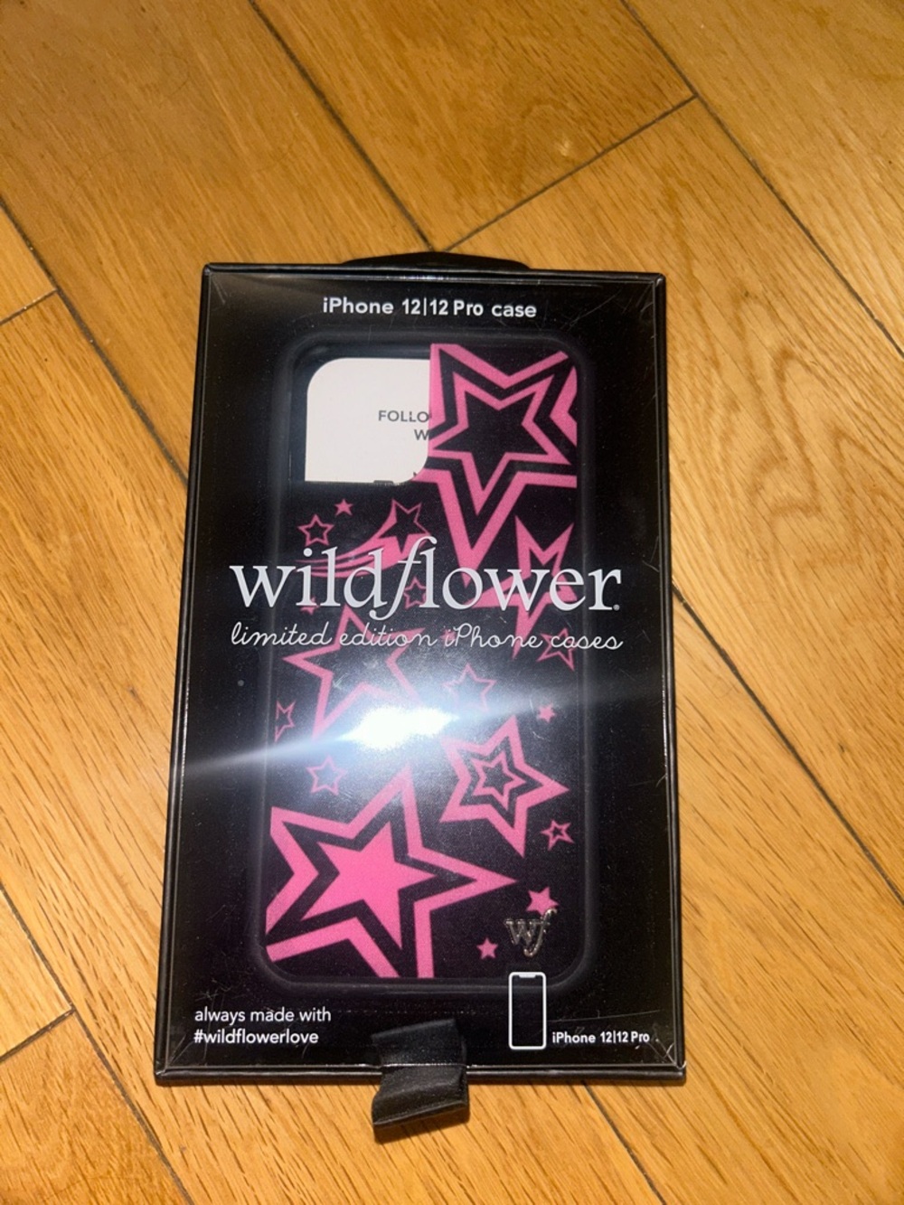 Wildflower iPhone 12/12 Pro Case - Black with Pink Stars
